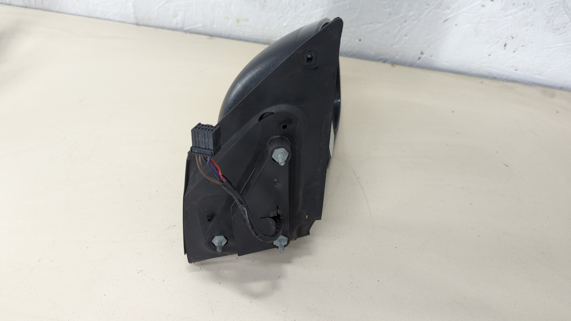 Зеркало правое электрическое