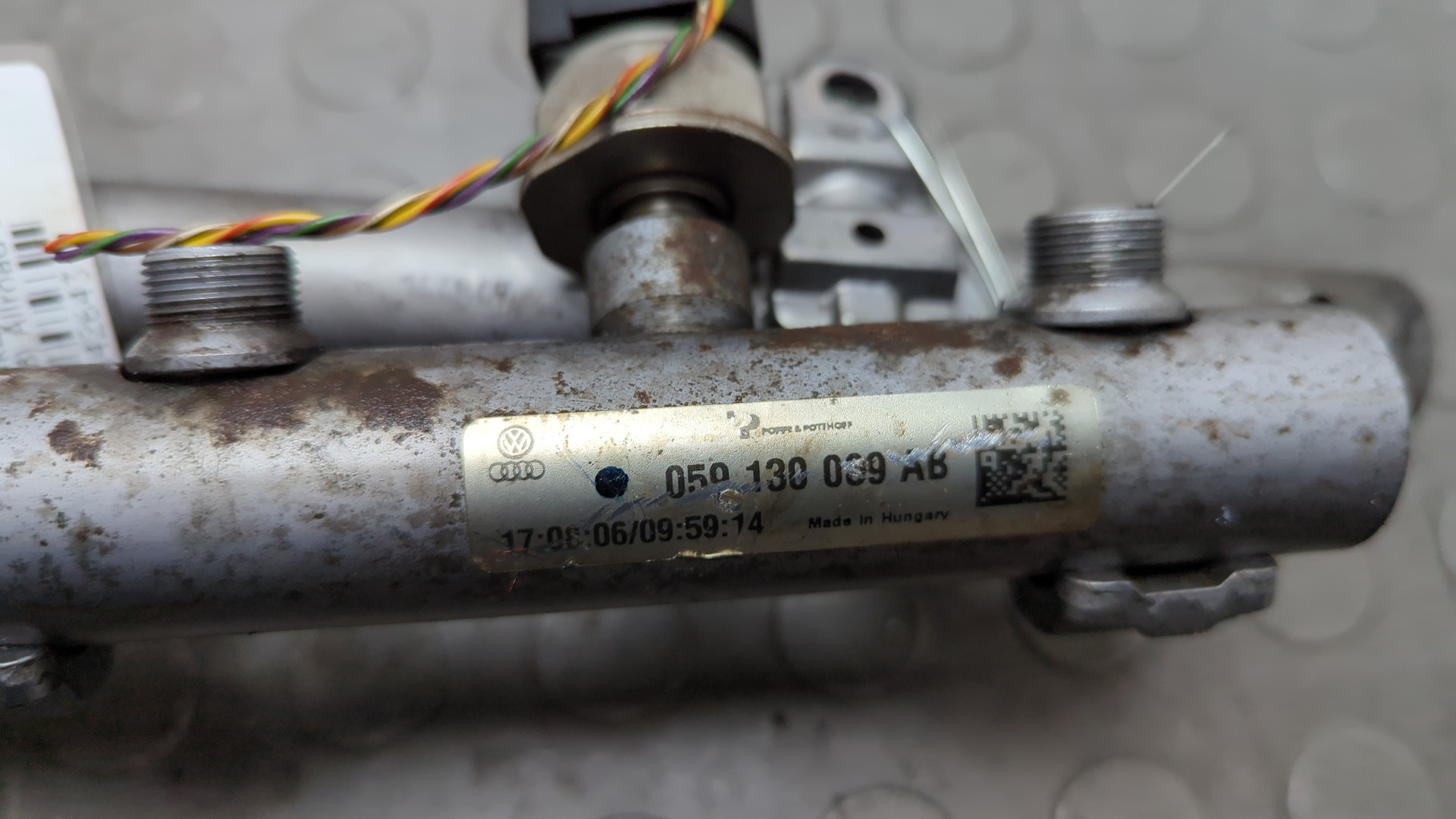 Рейка топливная (рампа)