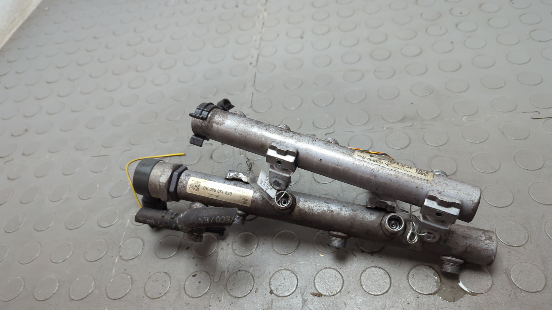 Рейка топливная (рампа)