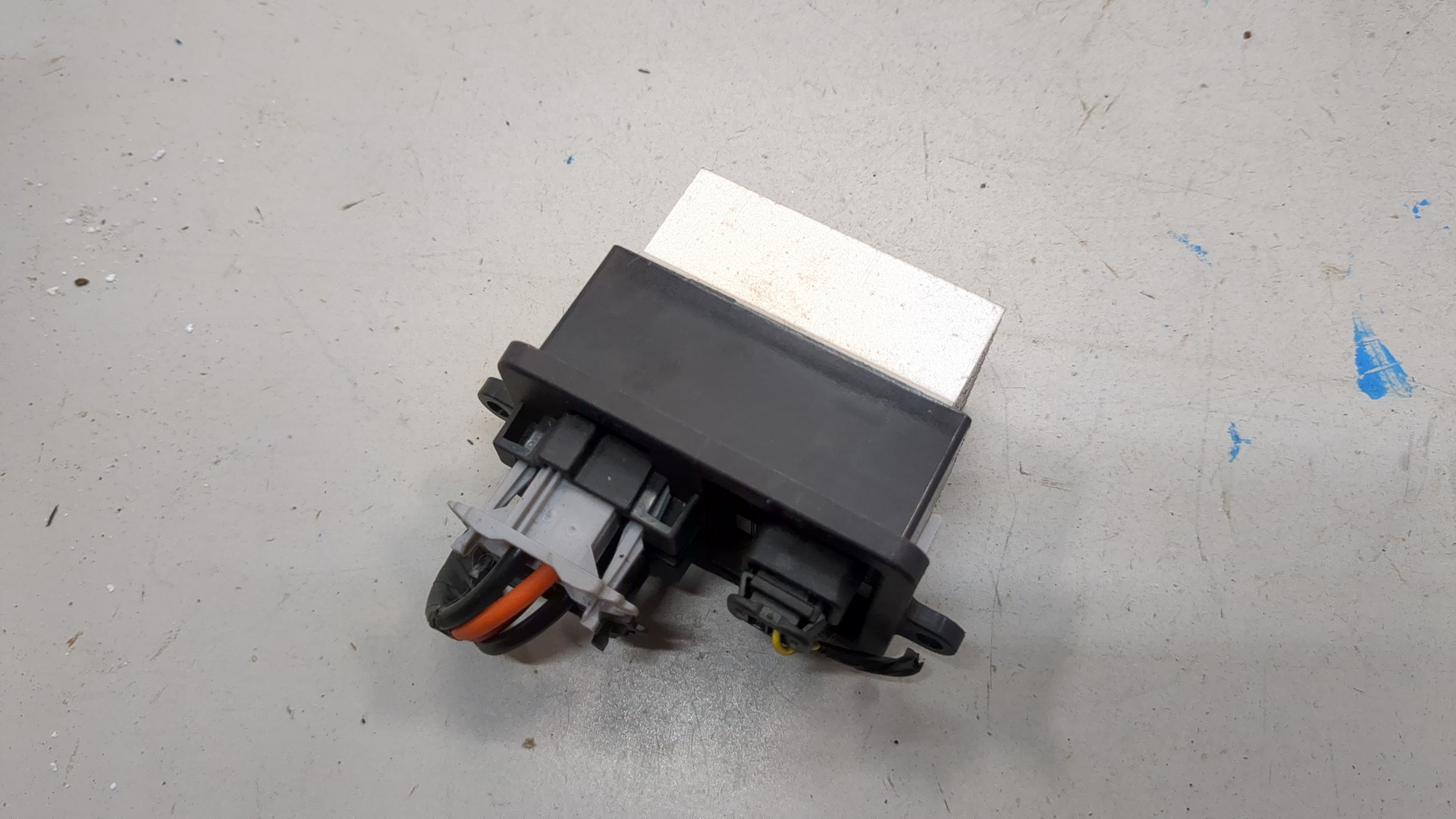 Резистор отопителя