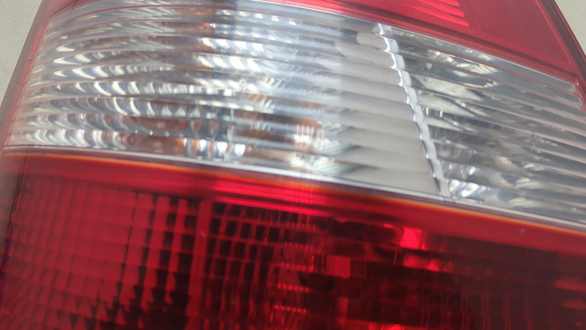 Фонарь задний левый