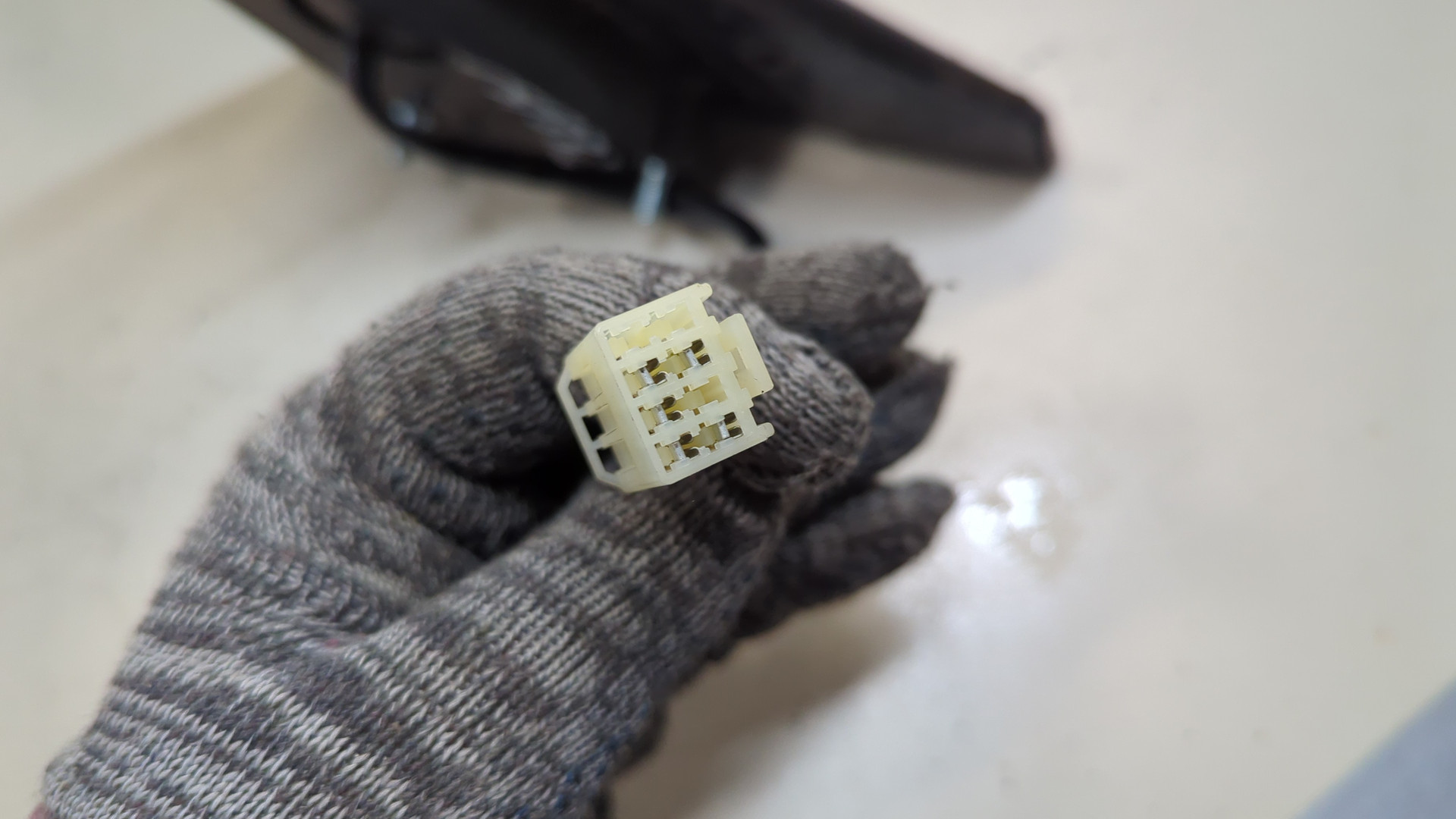 Зеркало левое электрическое