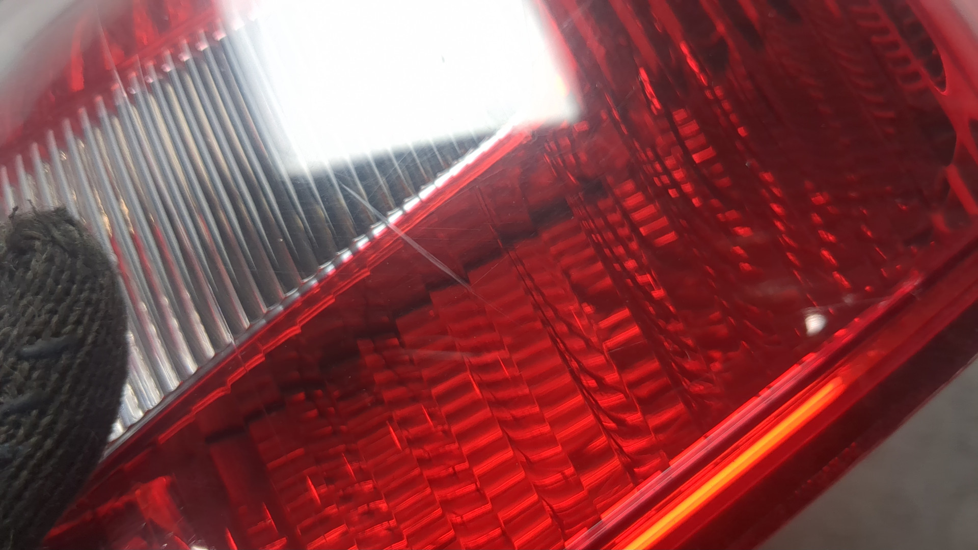 Фонарь задний правый