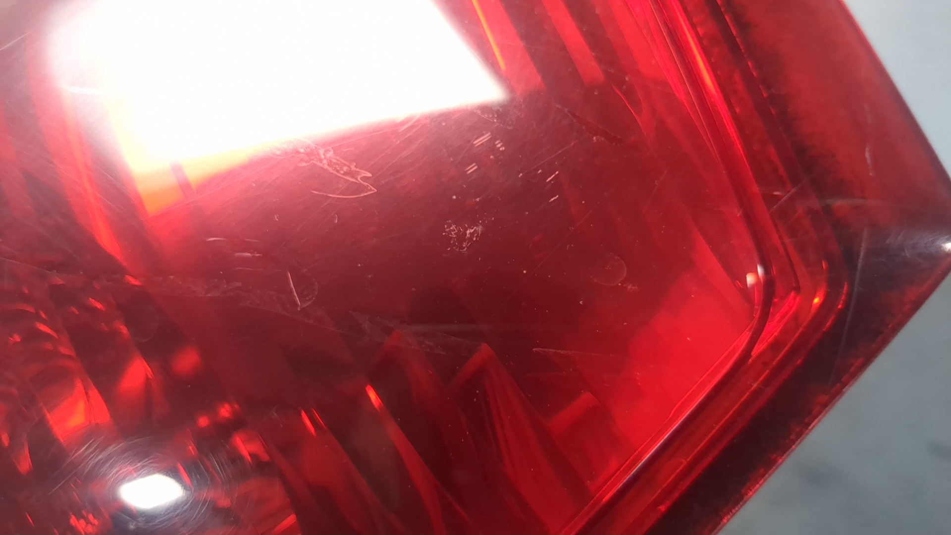 Фонарь задний правый