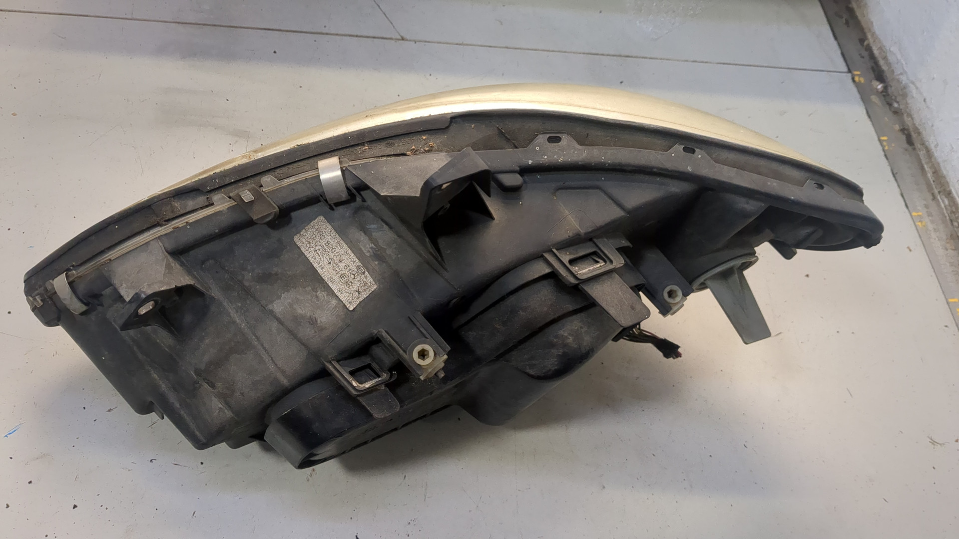 Фара правая