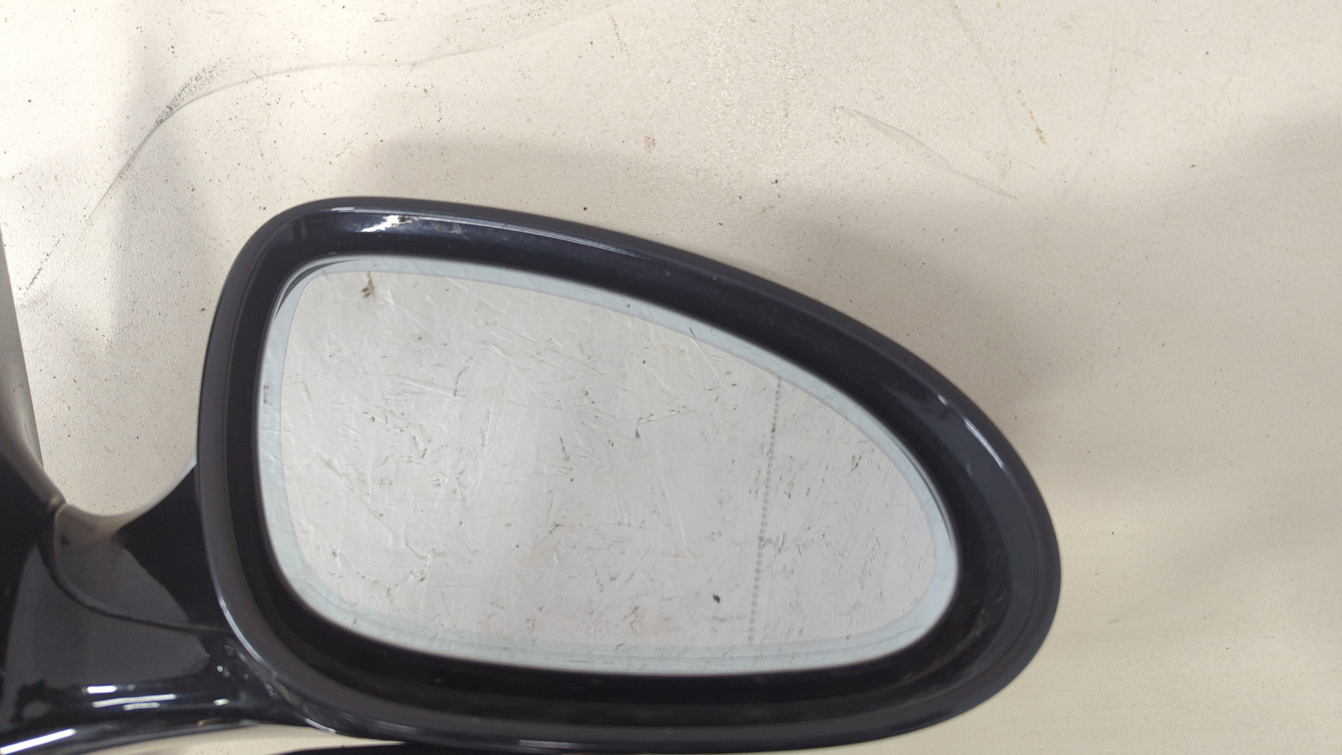 Зеркало правое электрическое