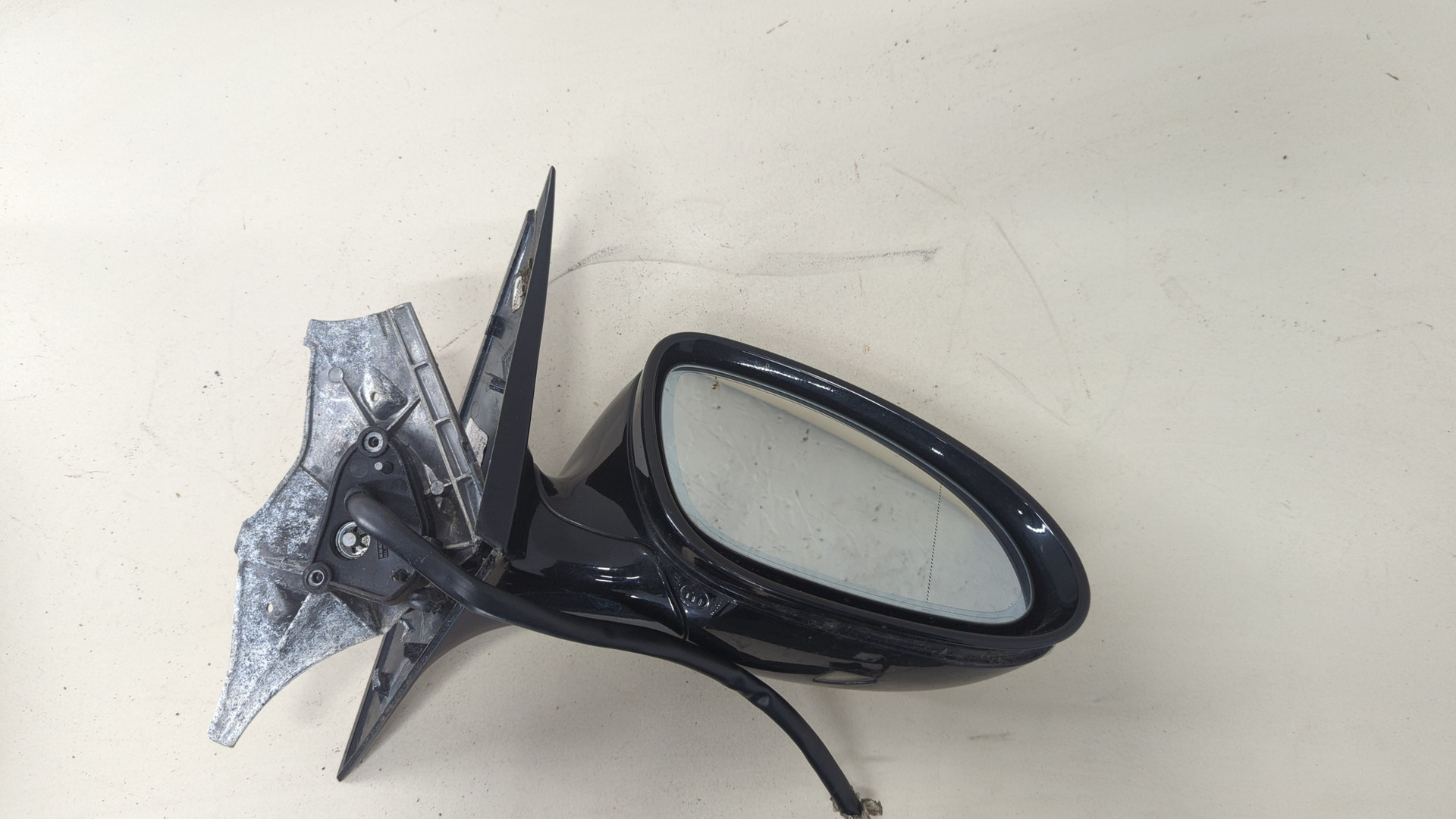 Зеркало правое электрическое