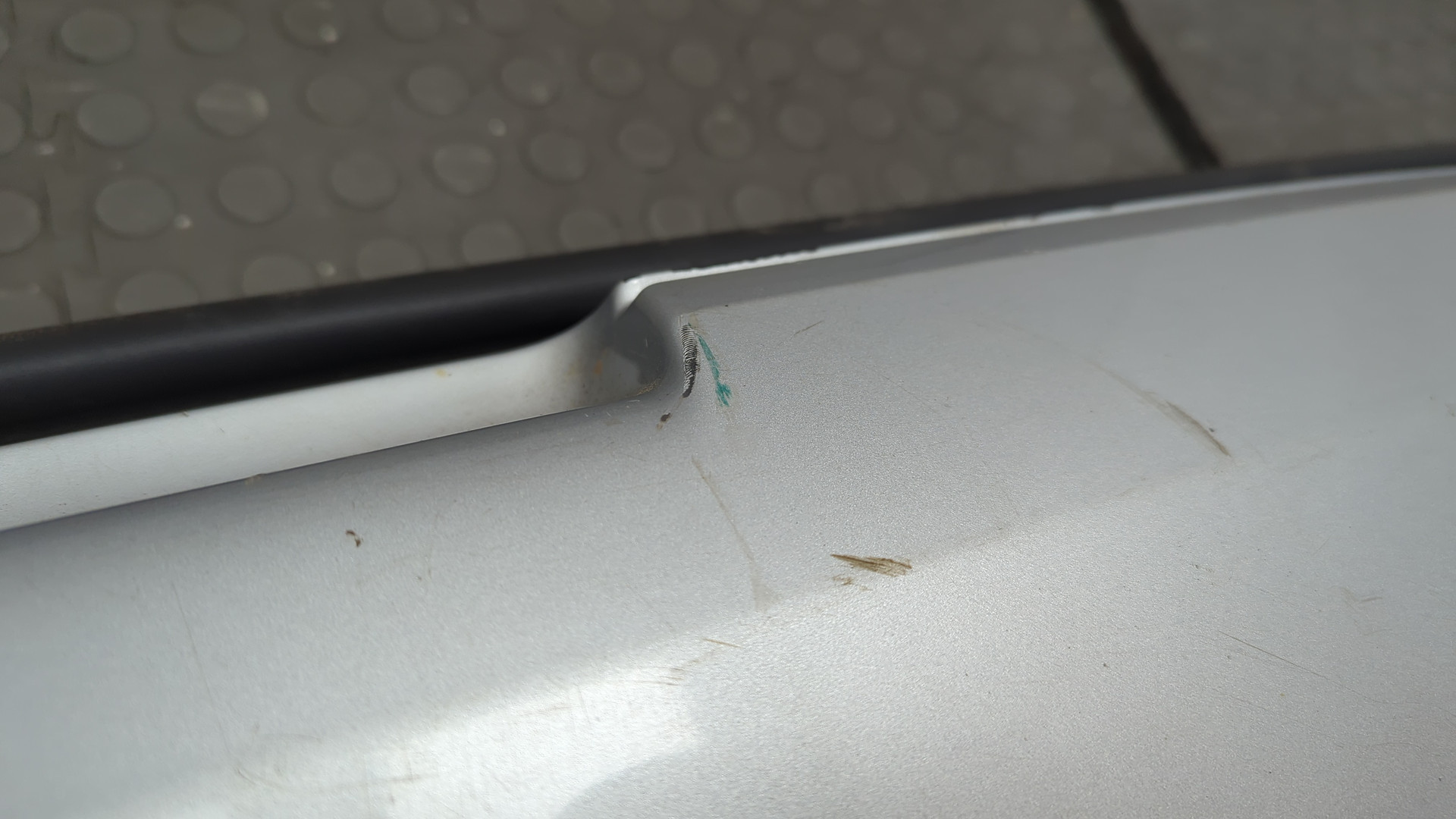 Дверь багажника нижняя (борт)