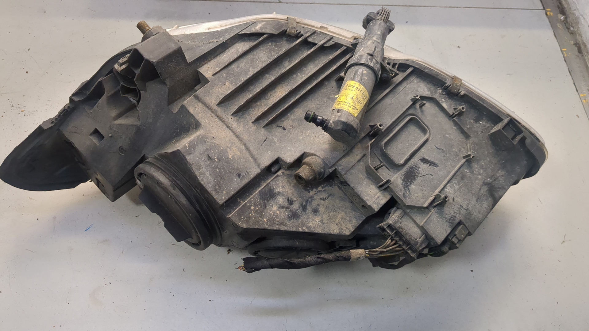 Фара правая