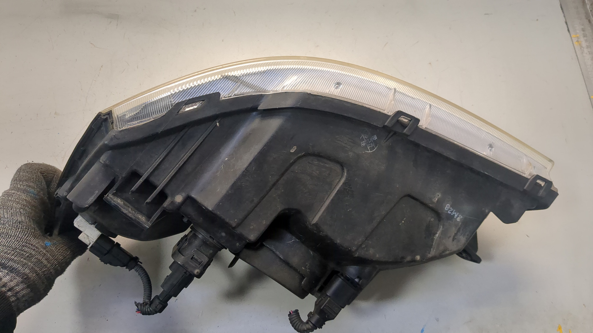 Фара правая