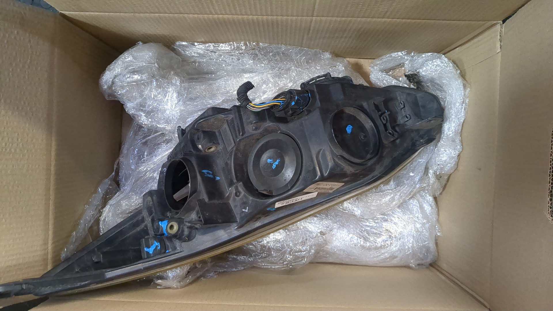 Фара правая