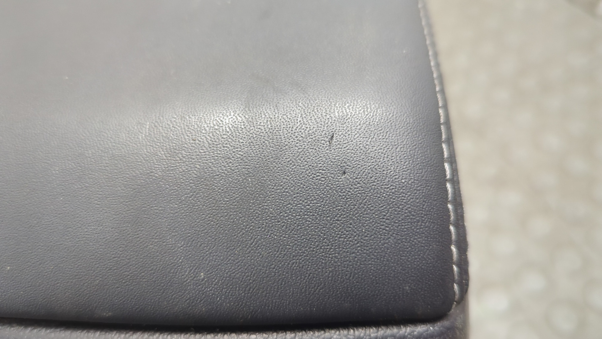 Подлокотник