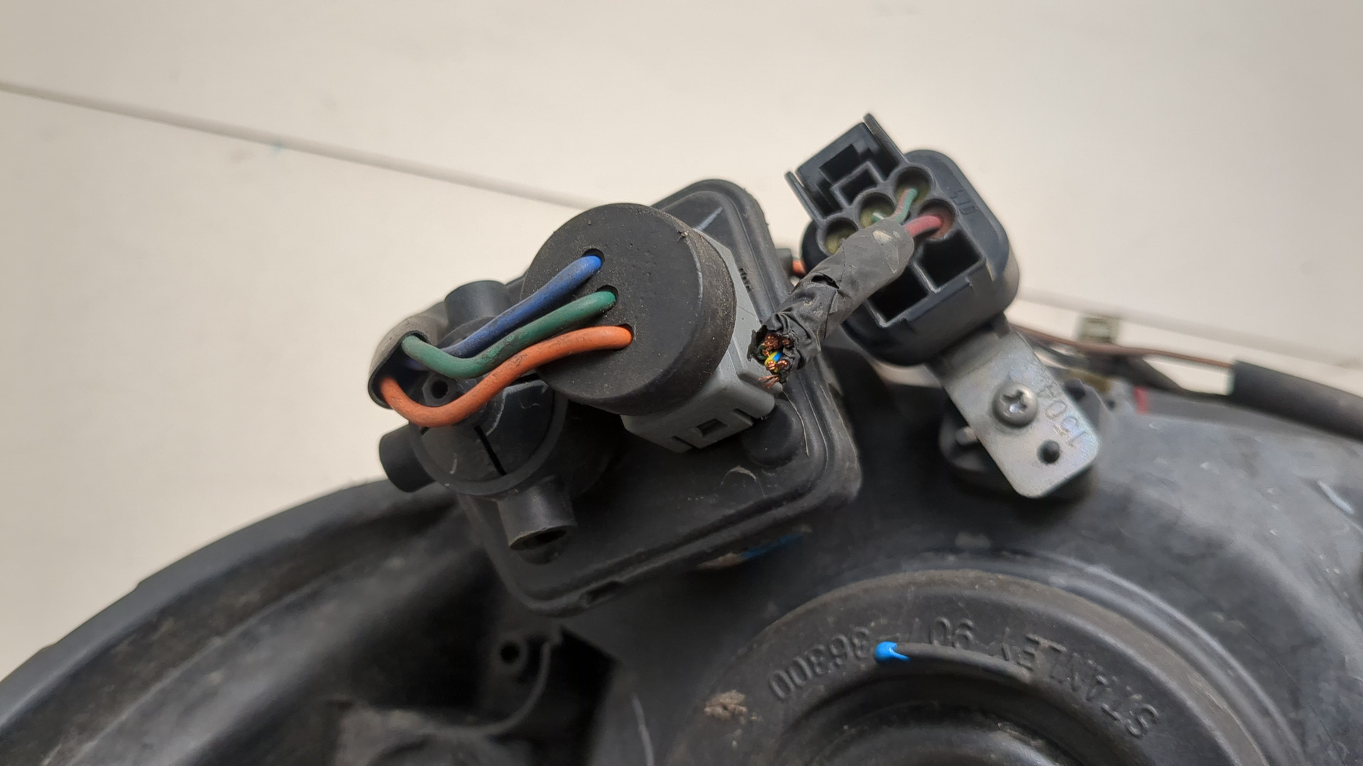 Фара правая