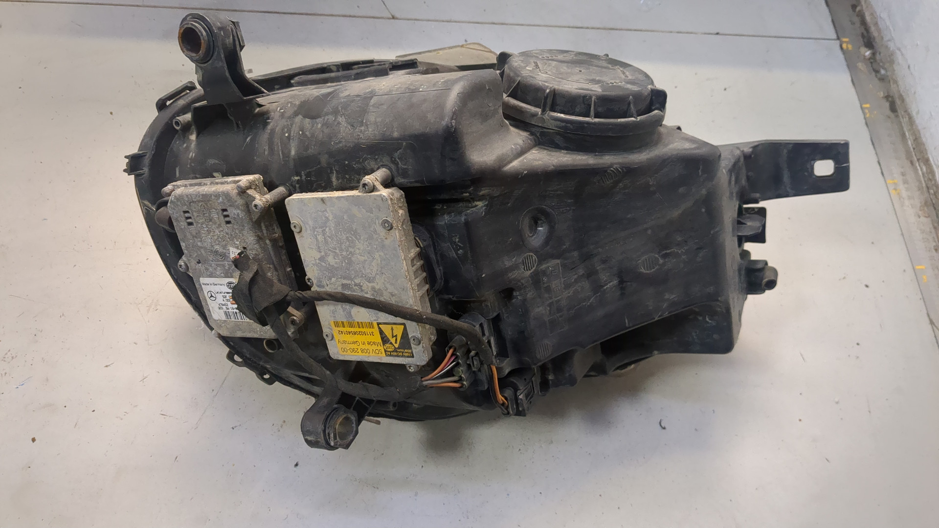 Фара правая