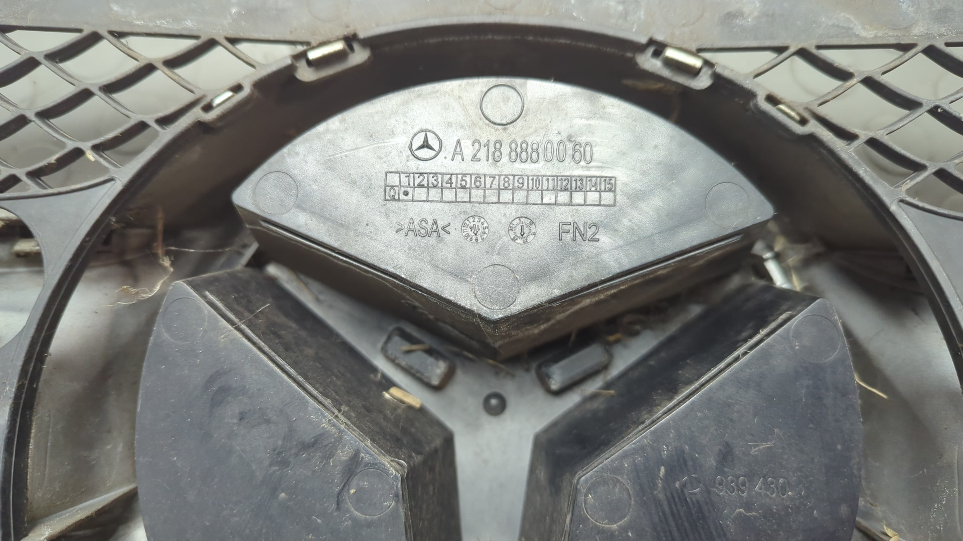 Решетка радиатора