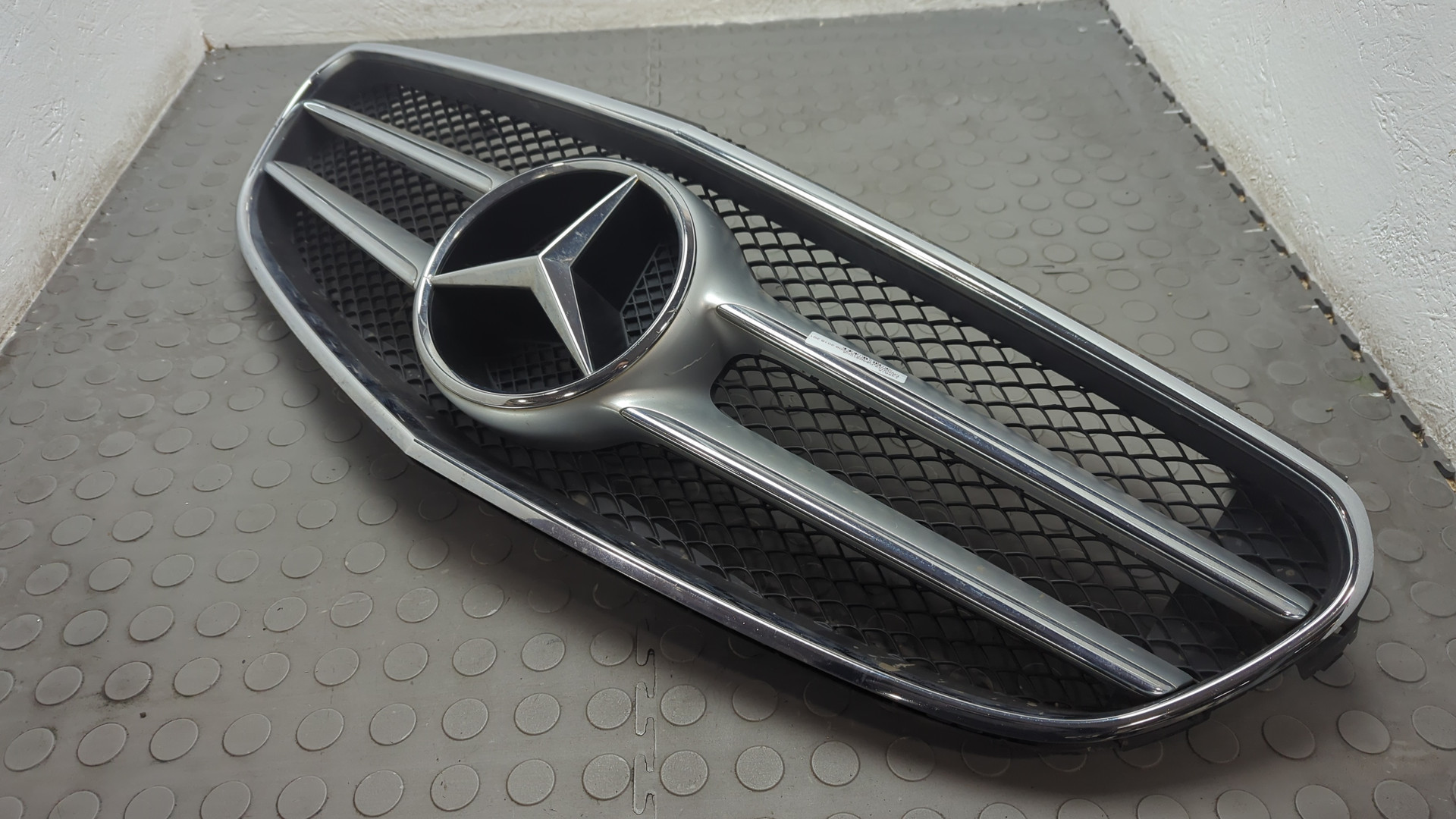 Решетка радиатора