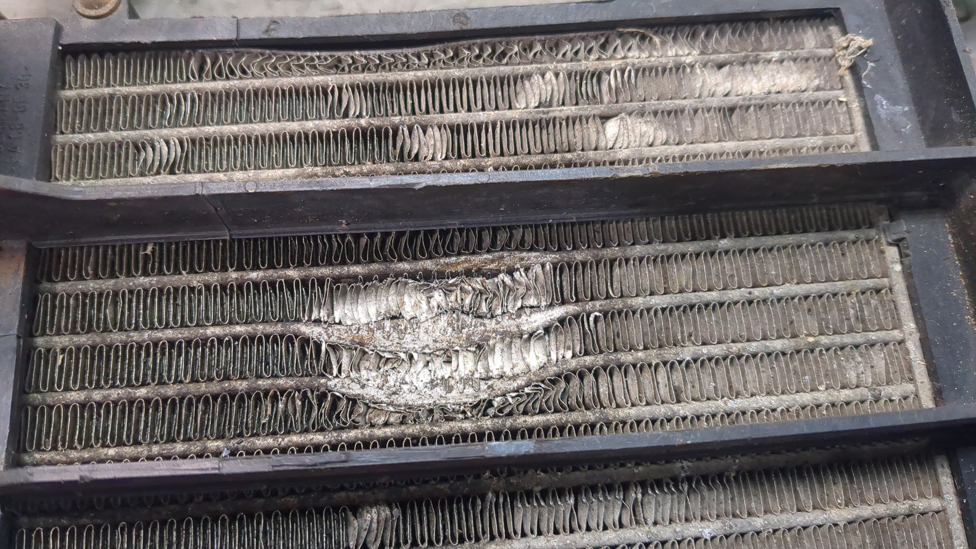 Радиатор охлаждения двигателя основной