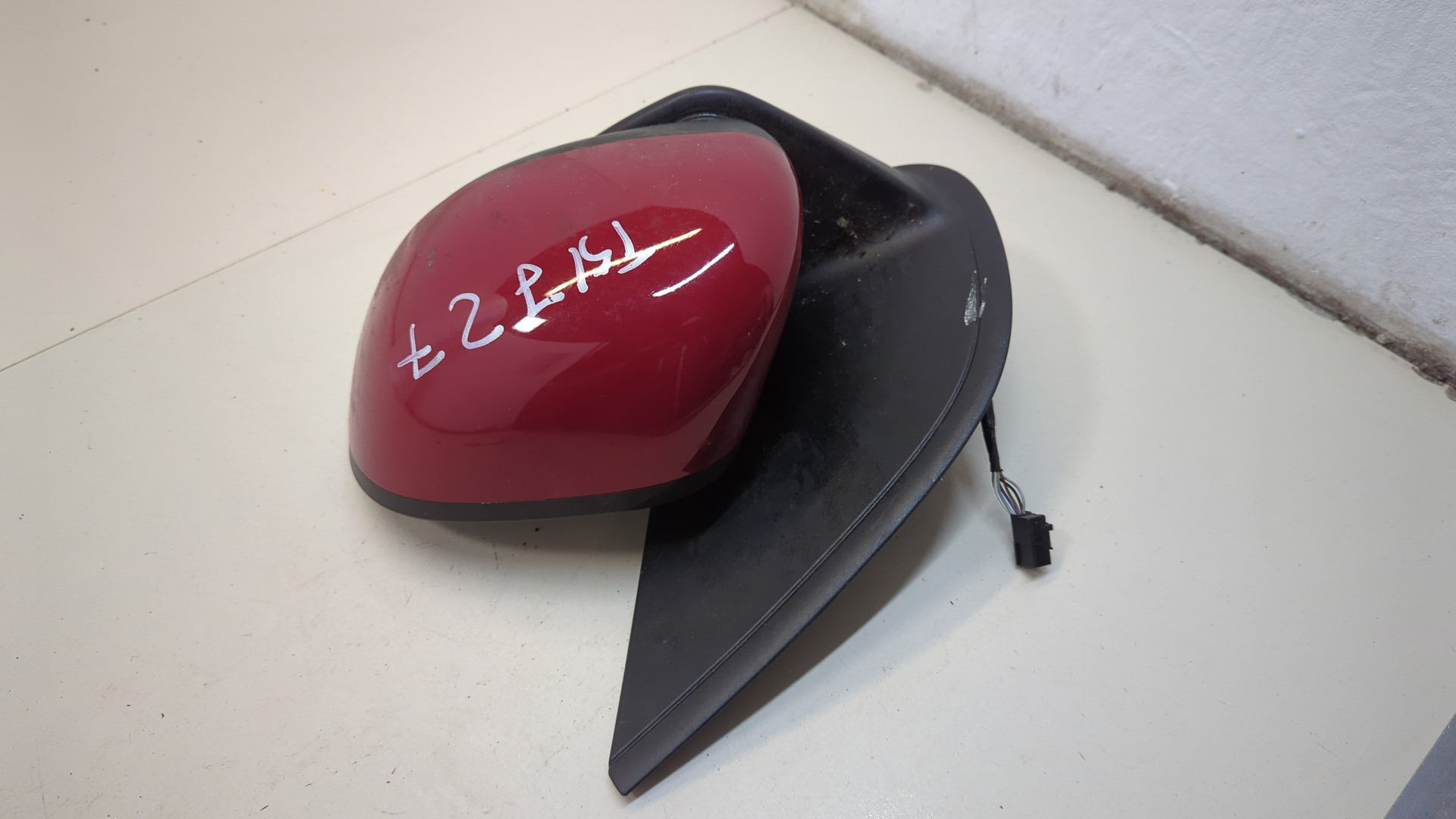 Зеркало левое электрическое