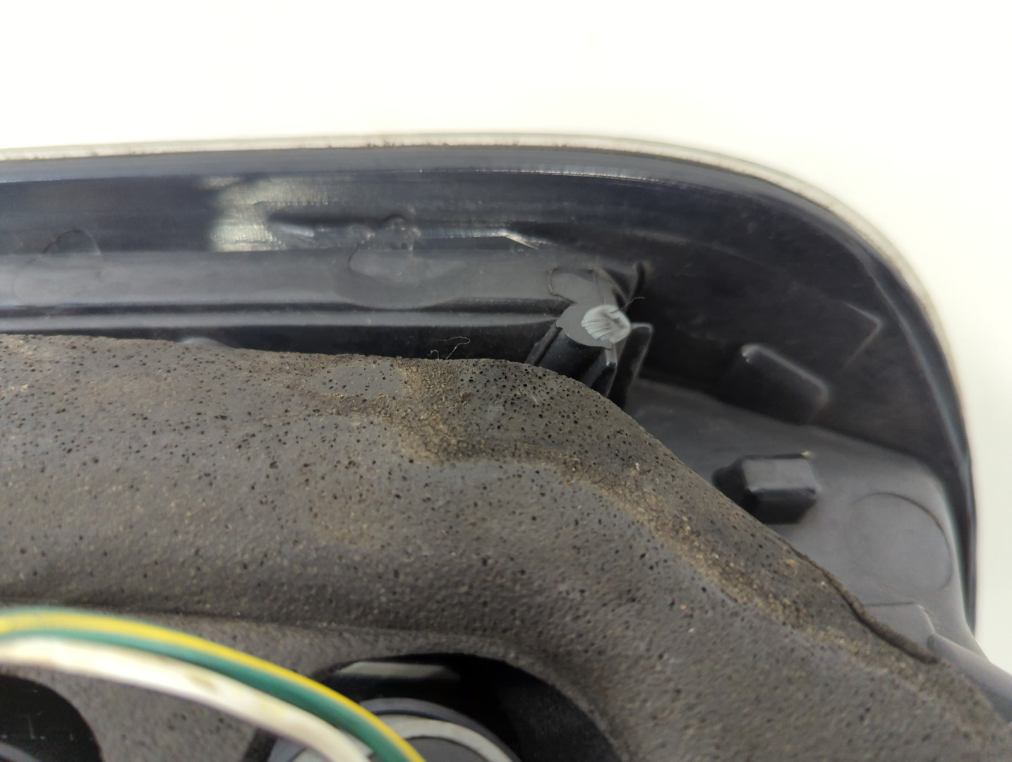 Фонарь задний правый