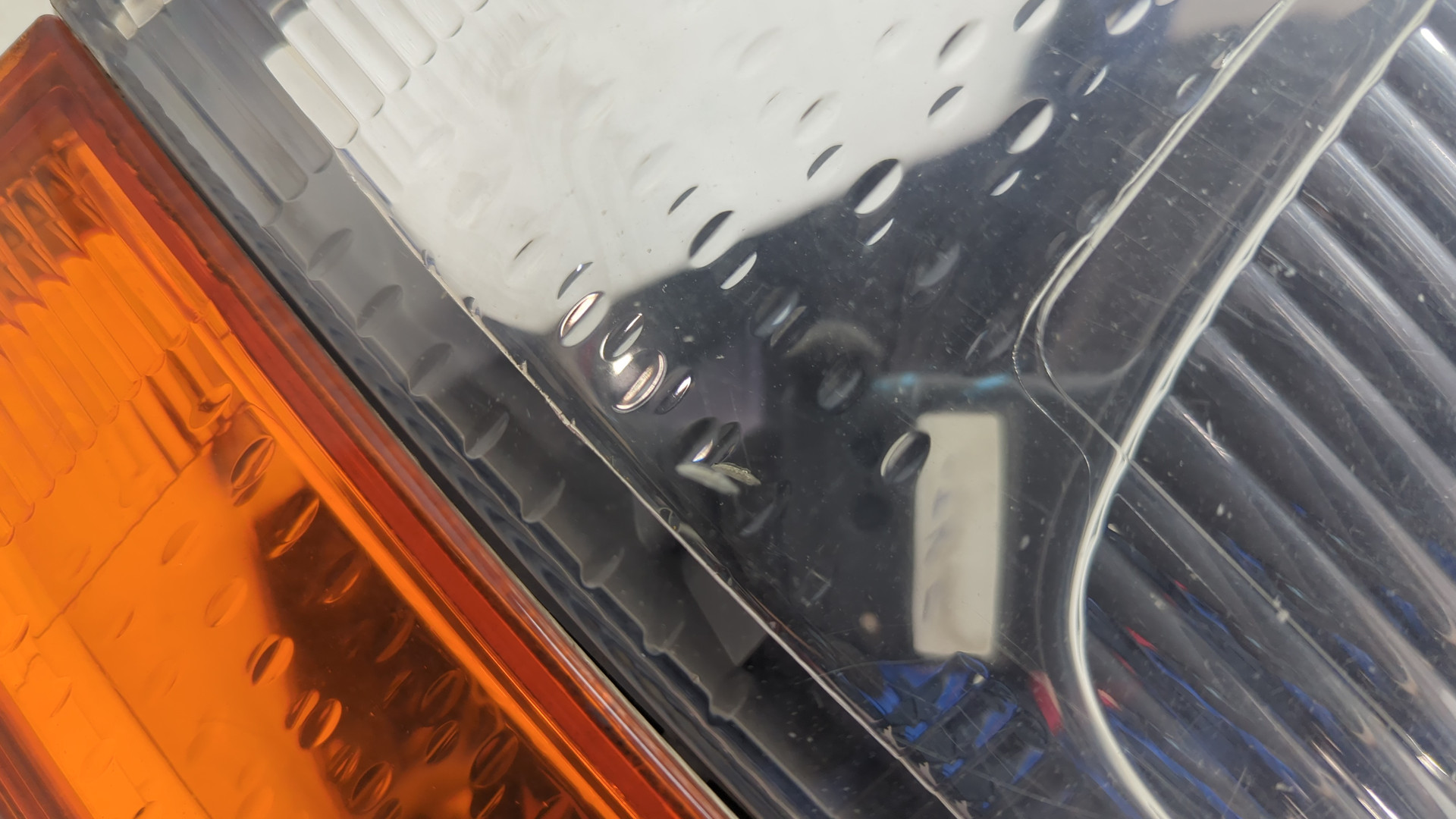 Фара правая