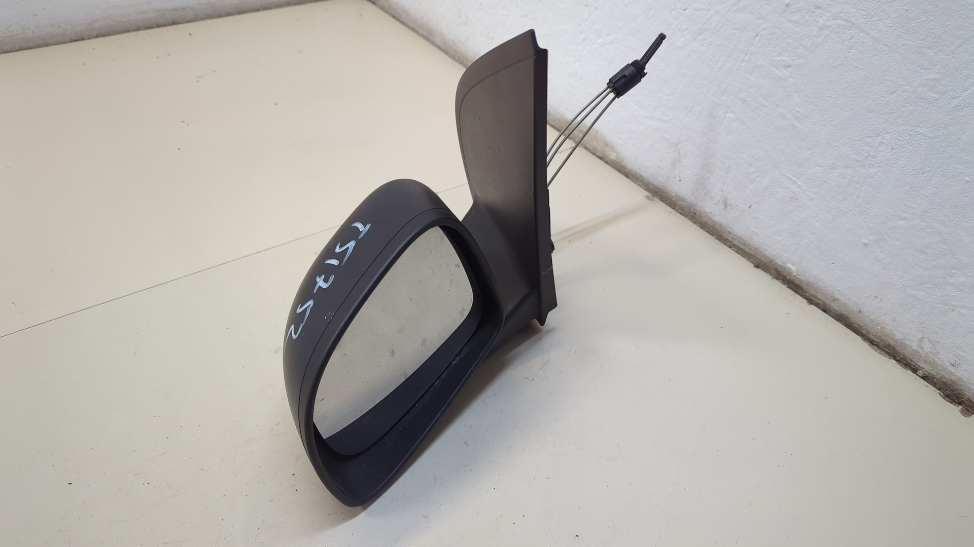 Зеркало левое электрическое