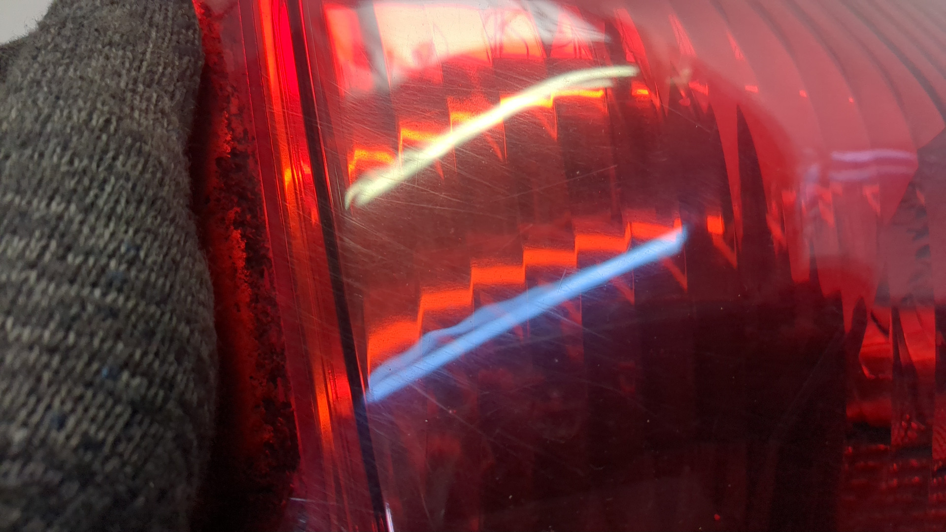 Фонарь задний левый