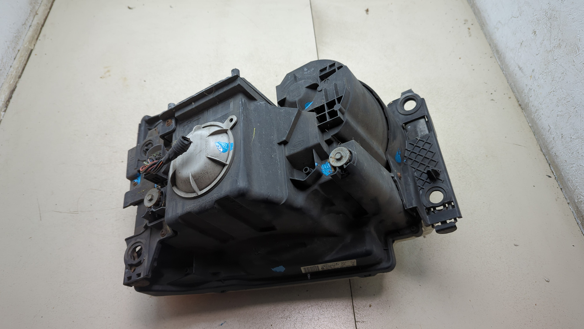 Фара правая