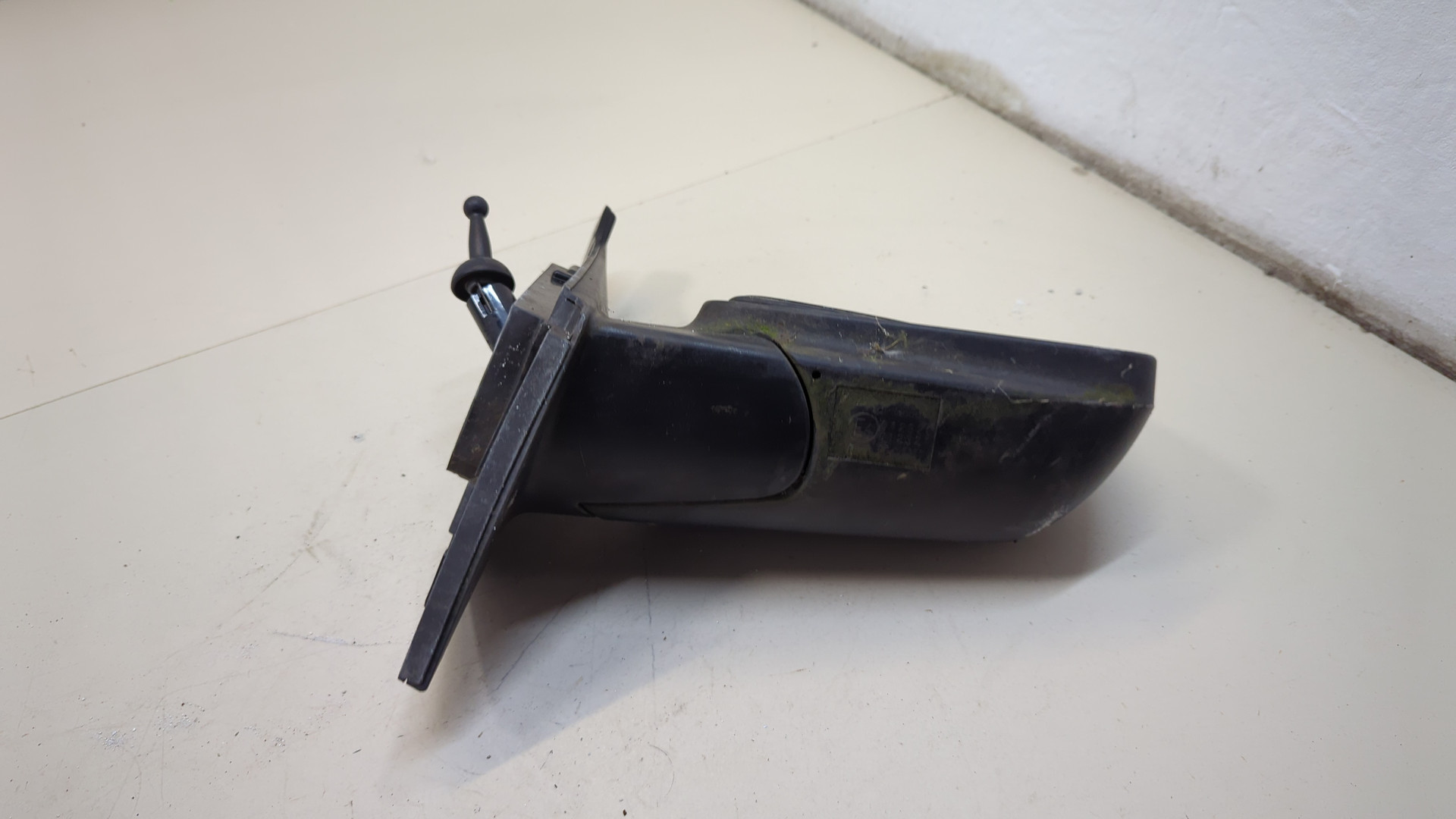 Зеркало правое электрическое