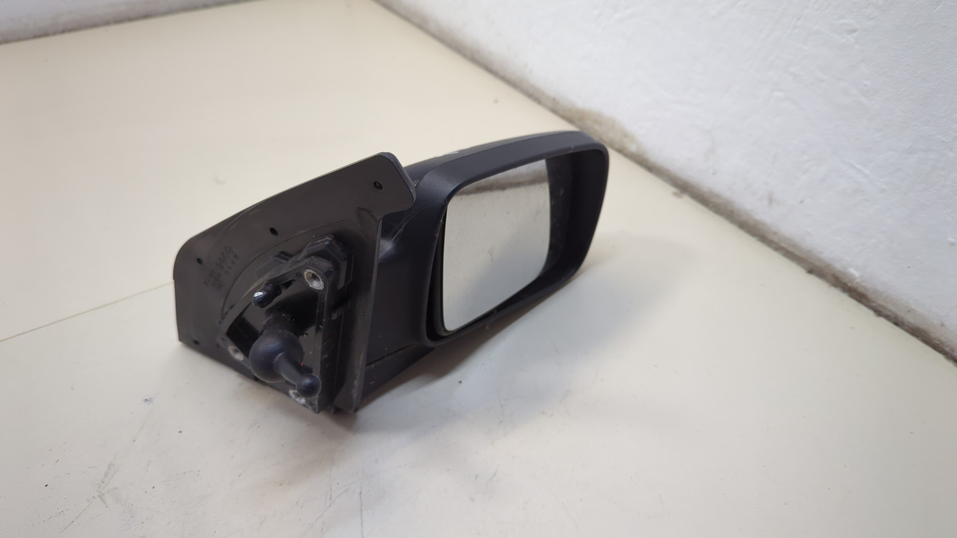 Зеркало правое электрическое