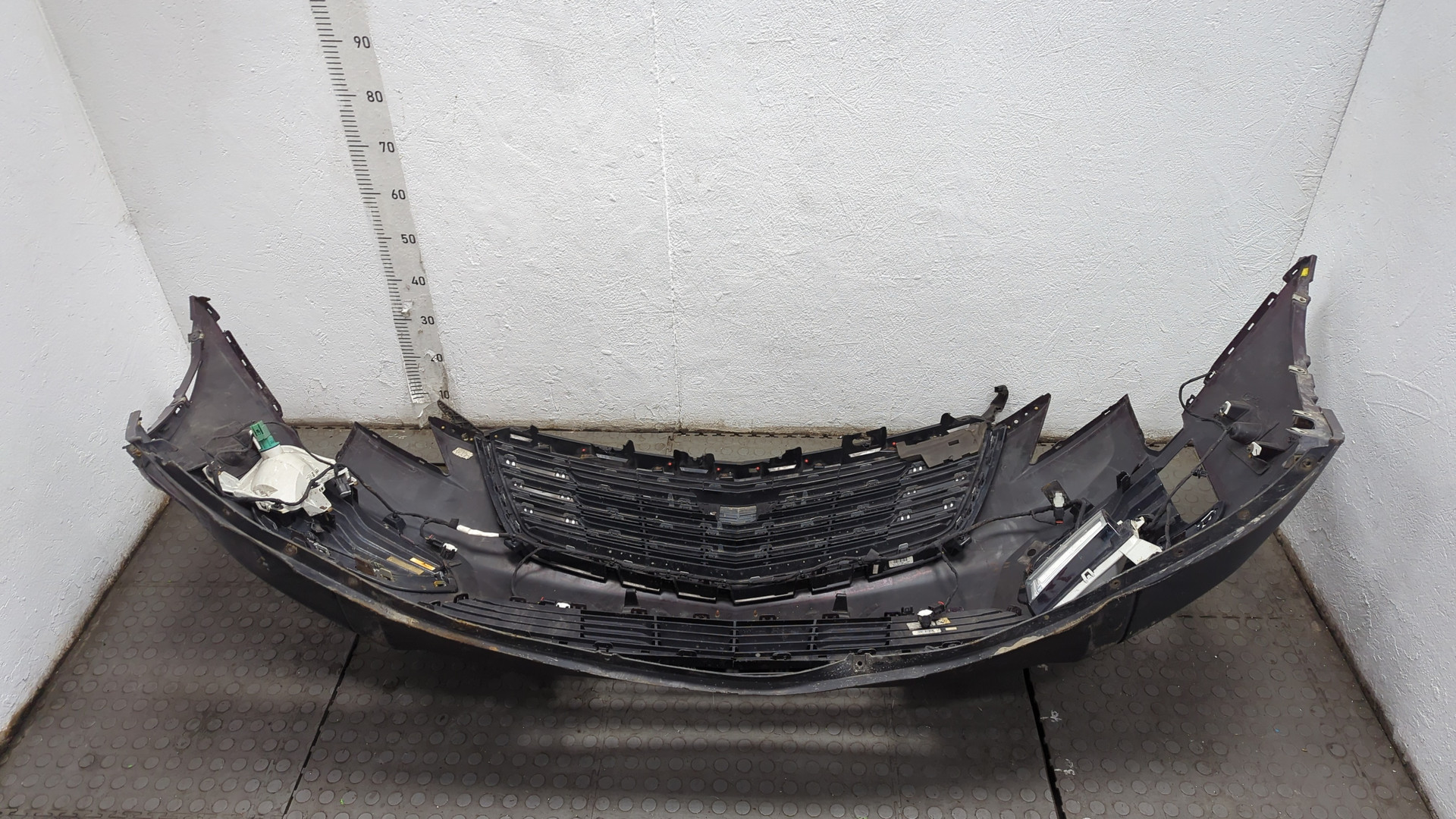 Бампер передний