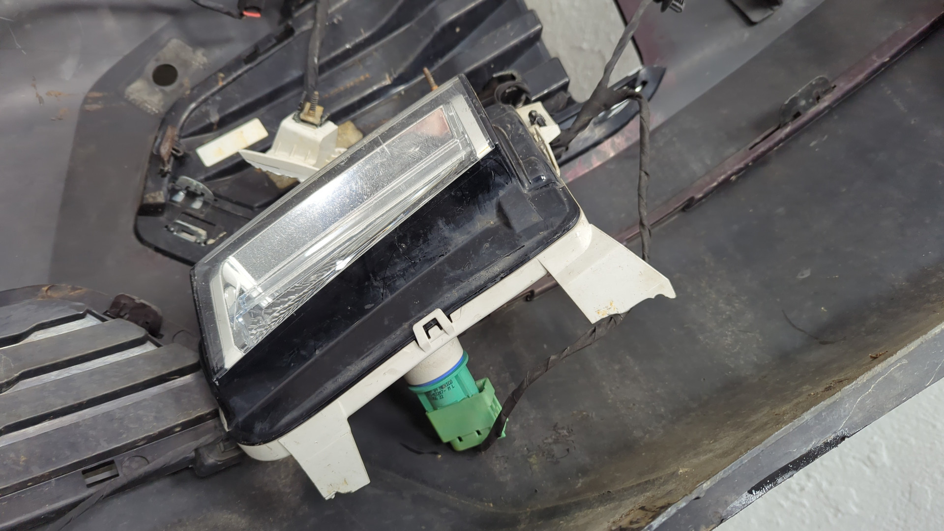 Бампер передний