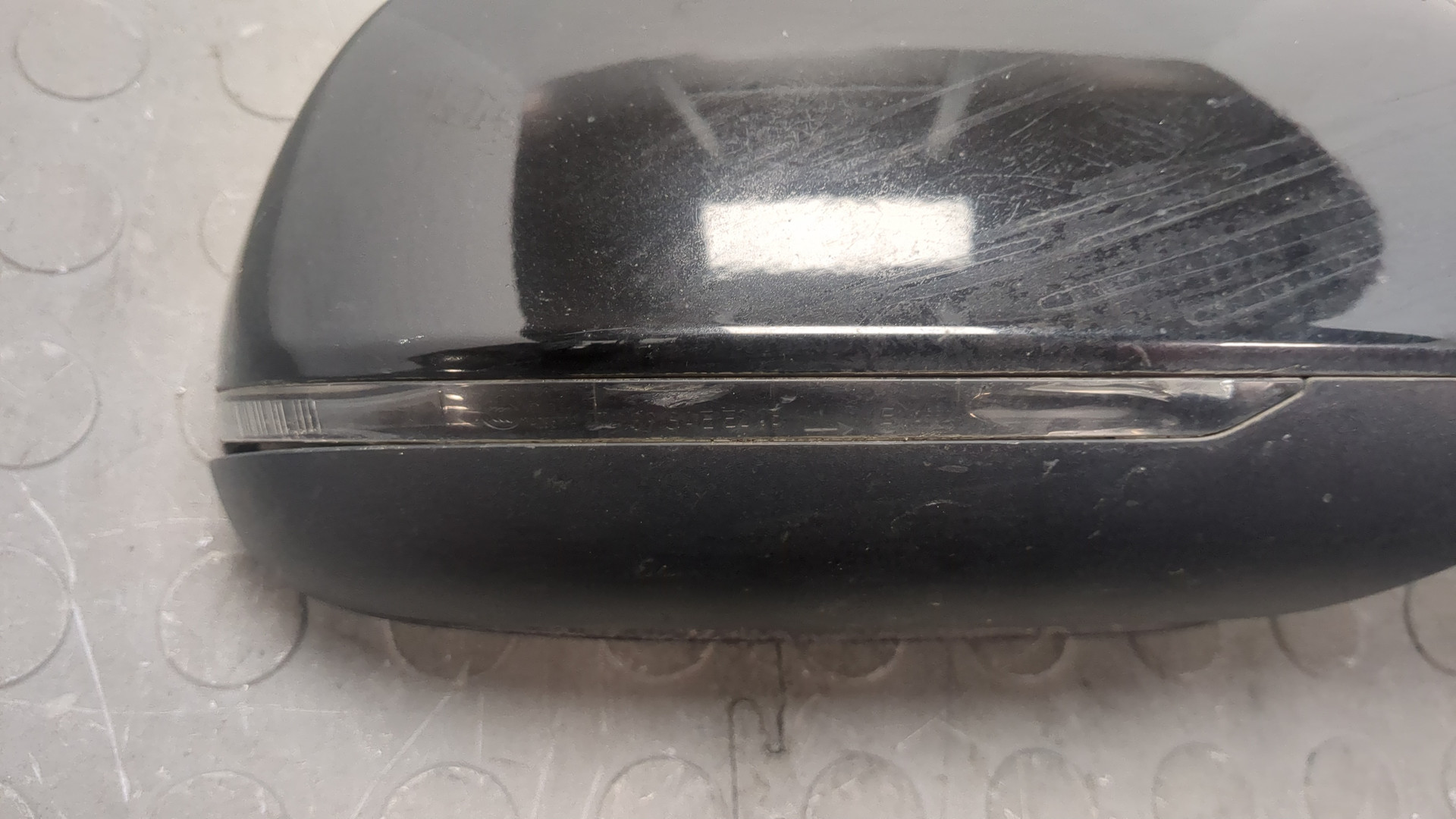 Зеркало правое электрическое