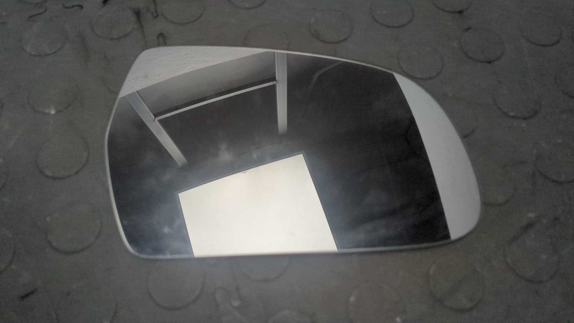 Зеркало правое электрическое