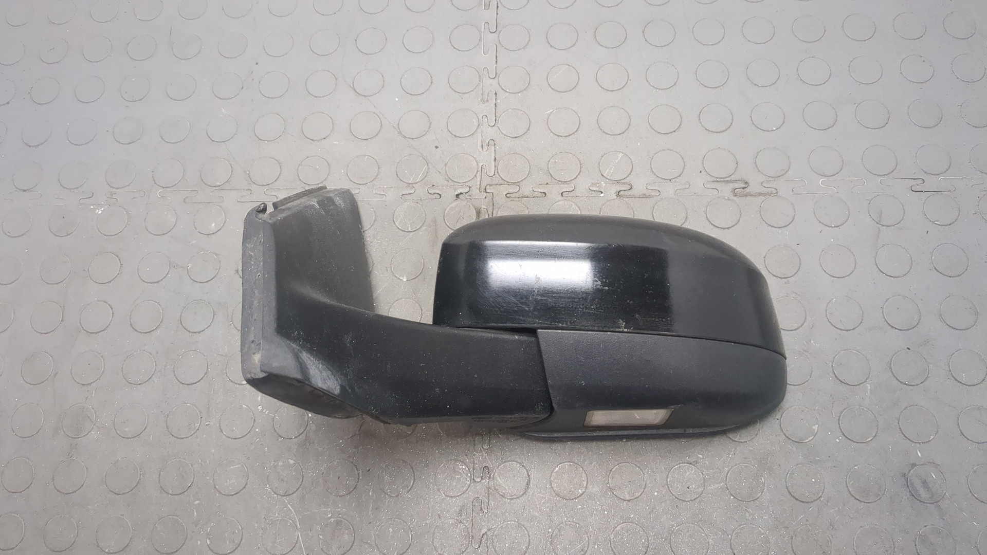 Зеркало левое электрическое