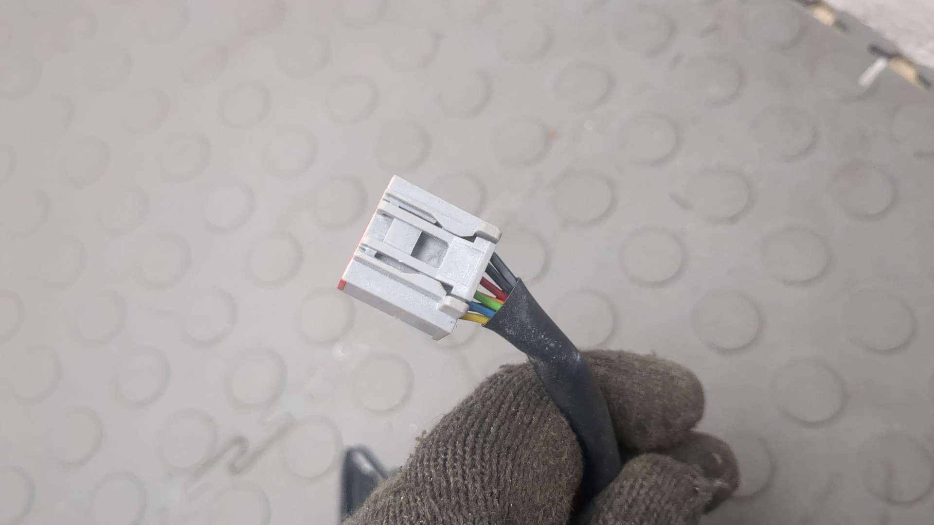 Зеркало левое электрическое