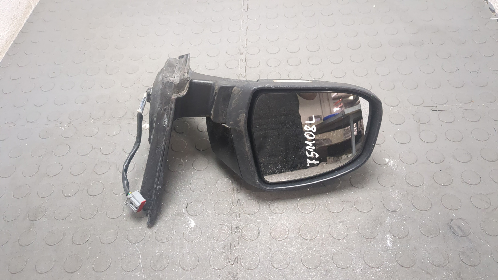 Зеркало левое электрическое