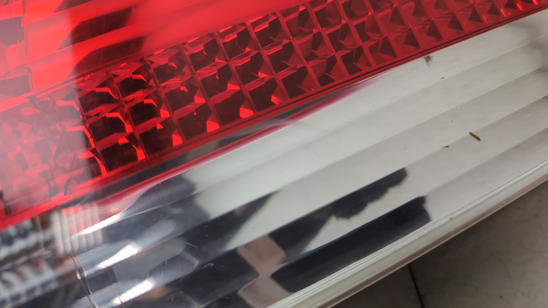 Фонарь задний правый