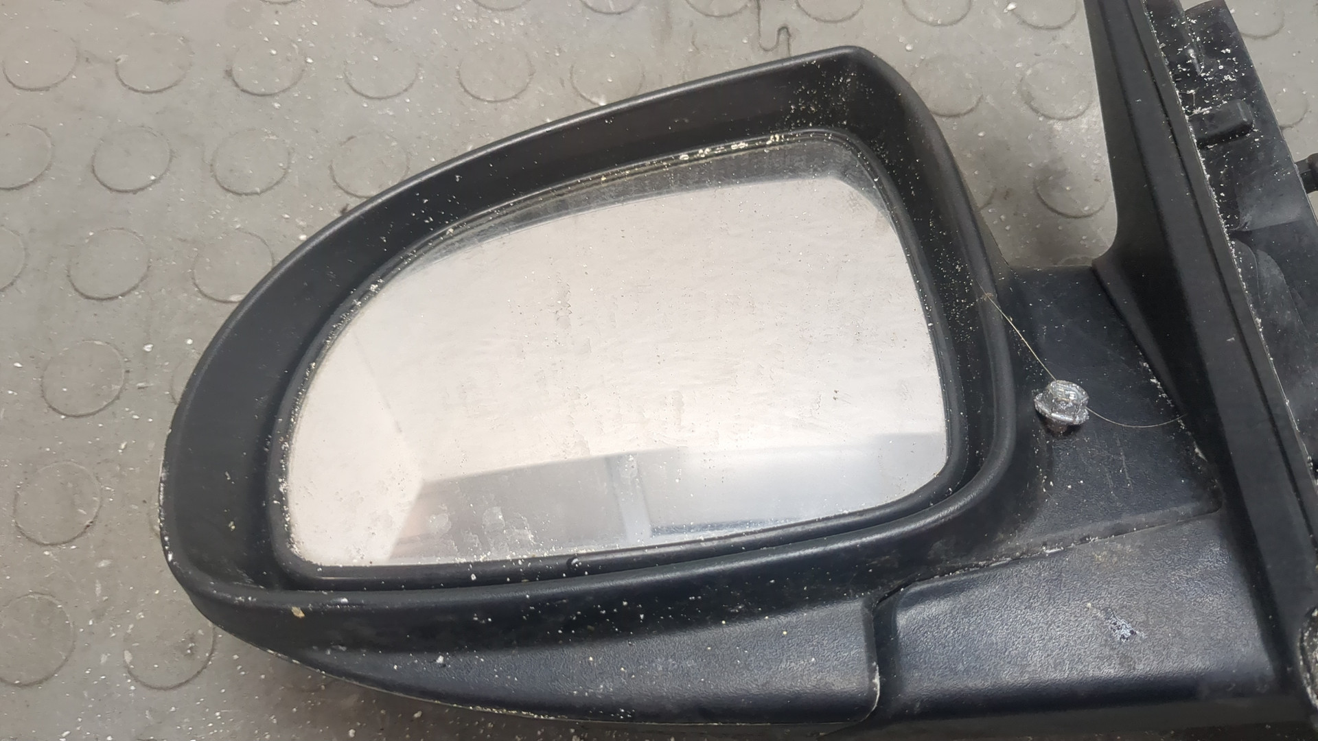 Зеркало левое электрическое