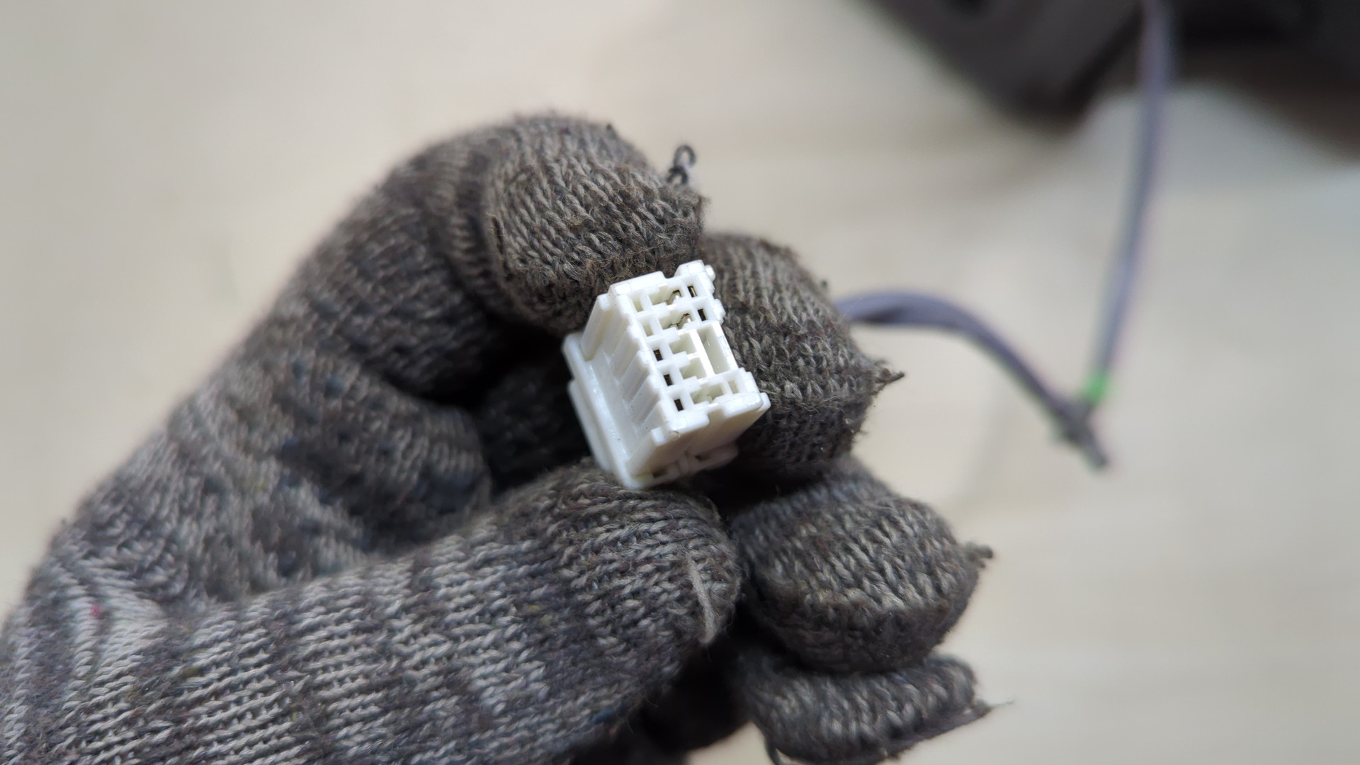 Зеркало правое электрическое