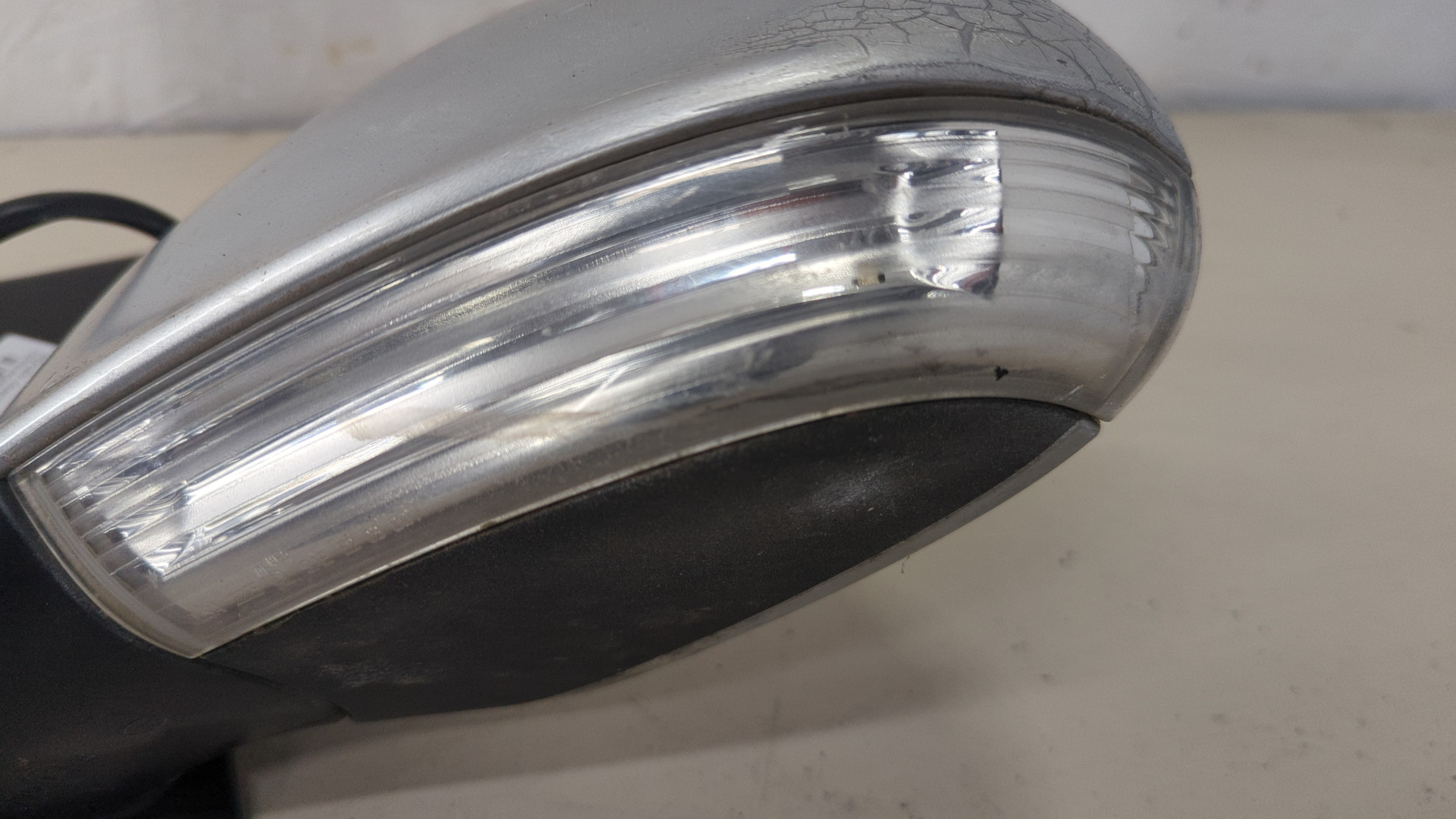 Зеркало левое электрическое