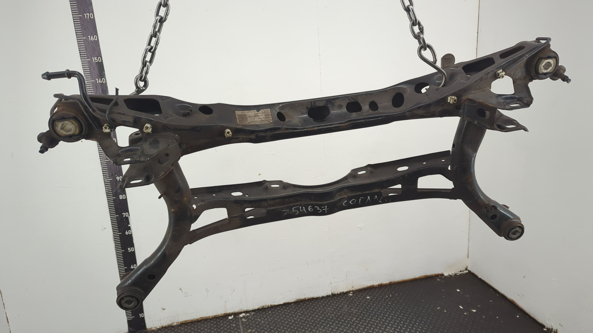 Балка задняя