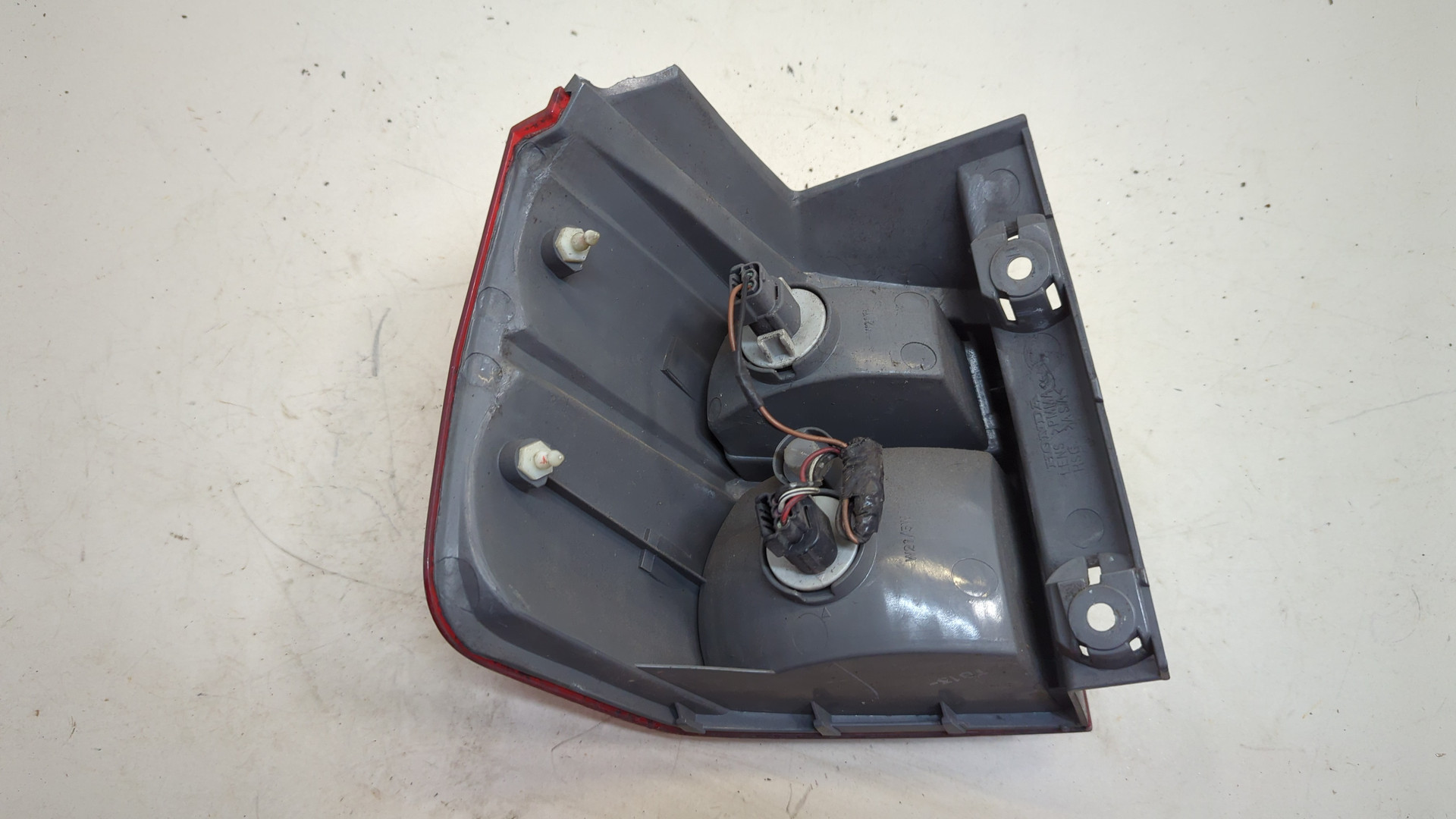 Фонарь задний правый