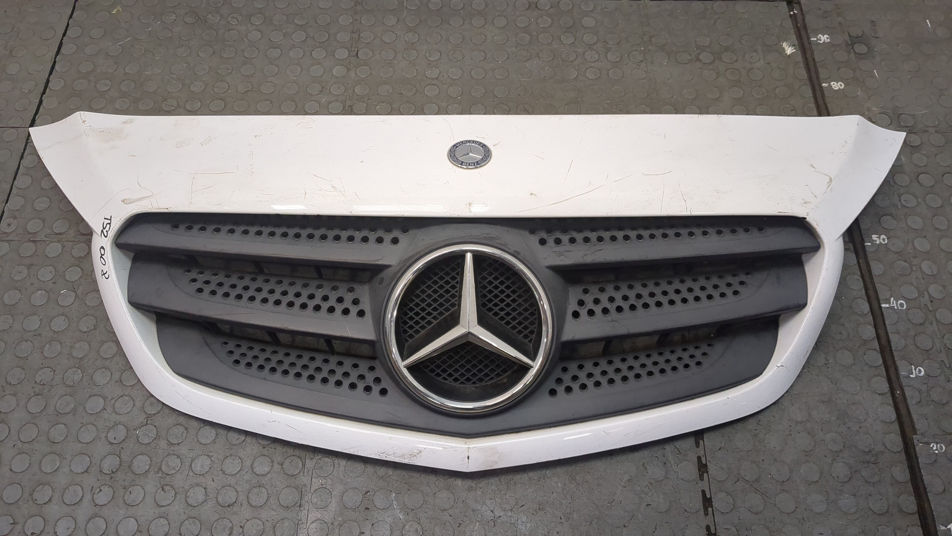 Решетка радиатора