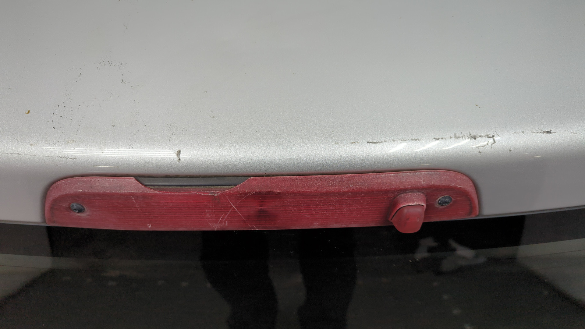 Дверь багажника