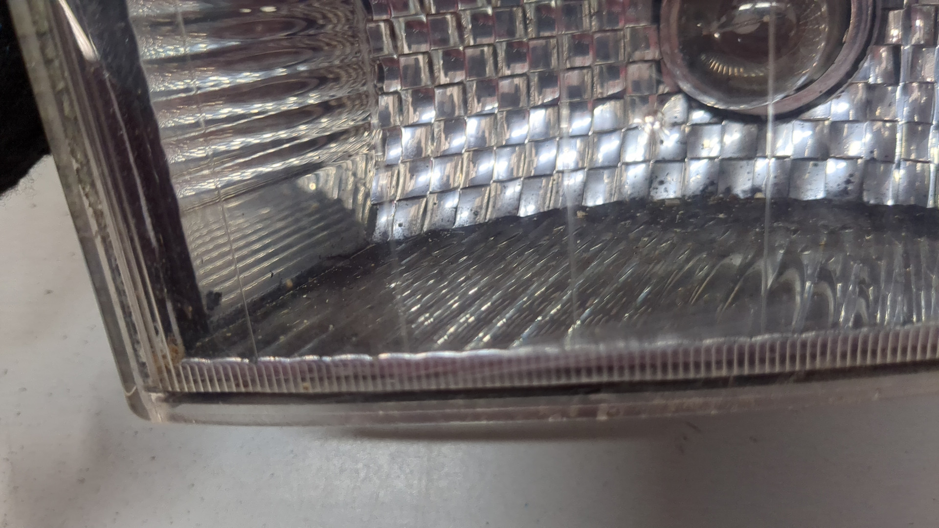 Фонарь задний правый