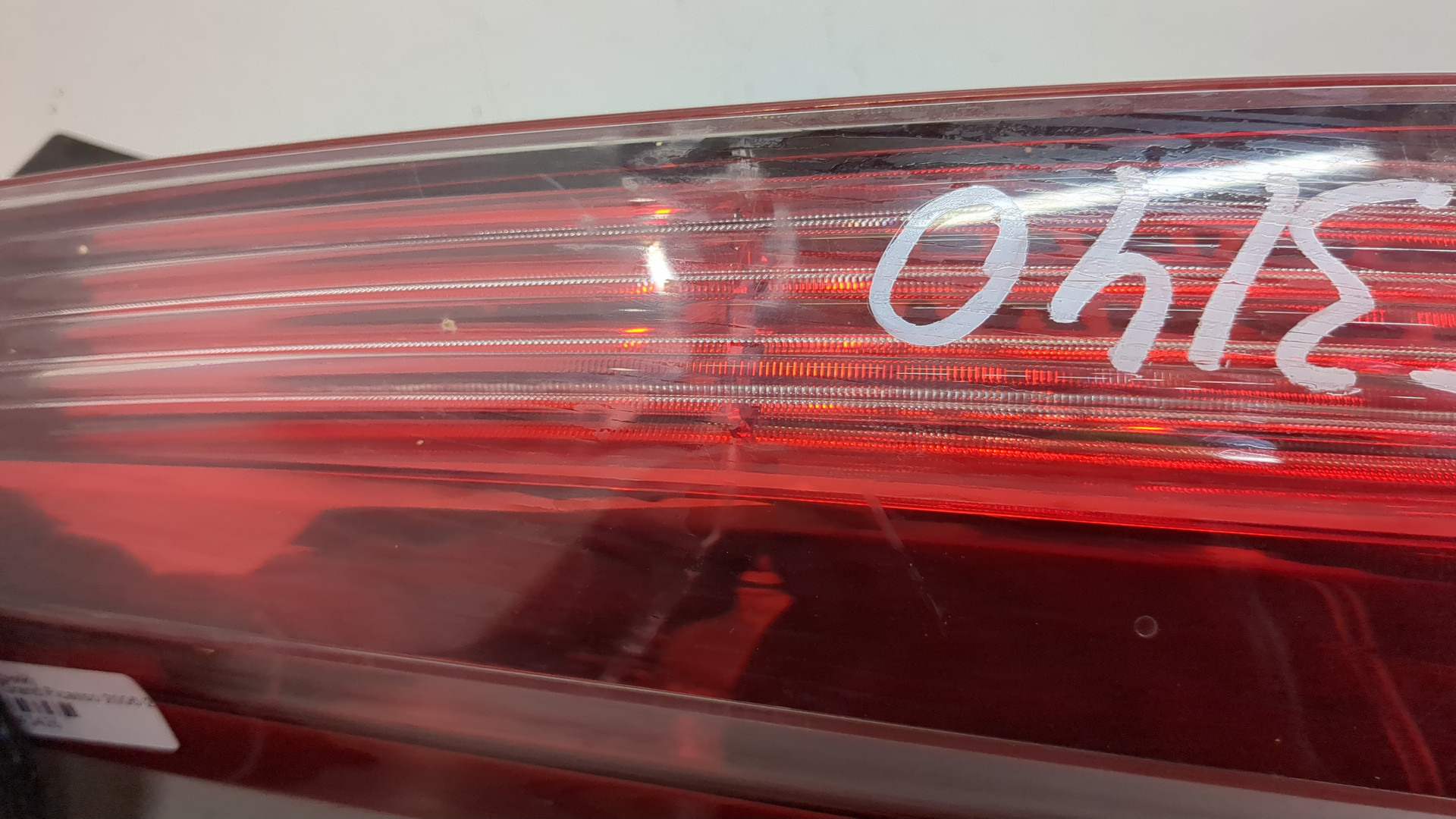 Фонарь задний левый