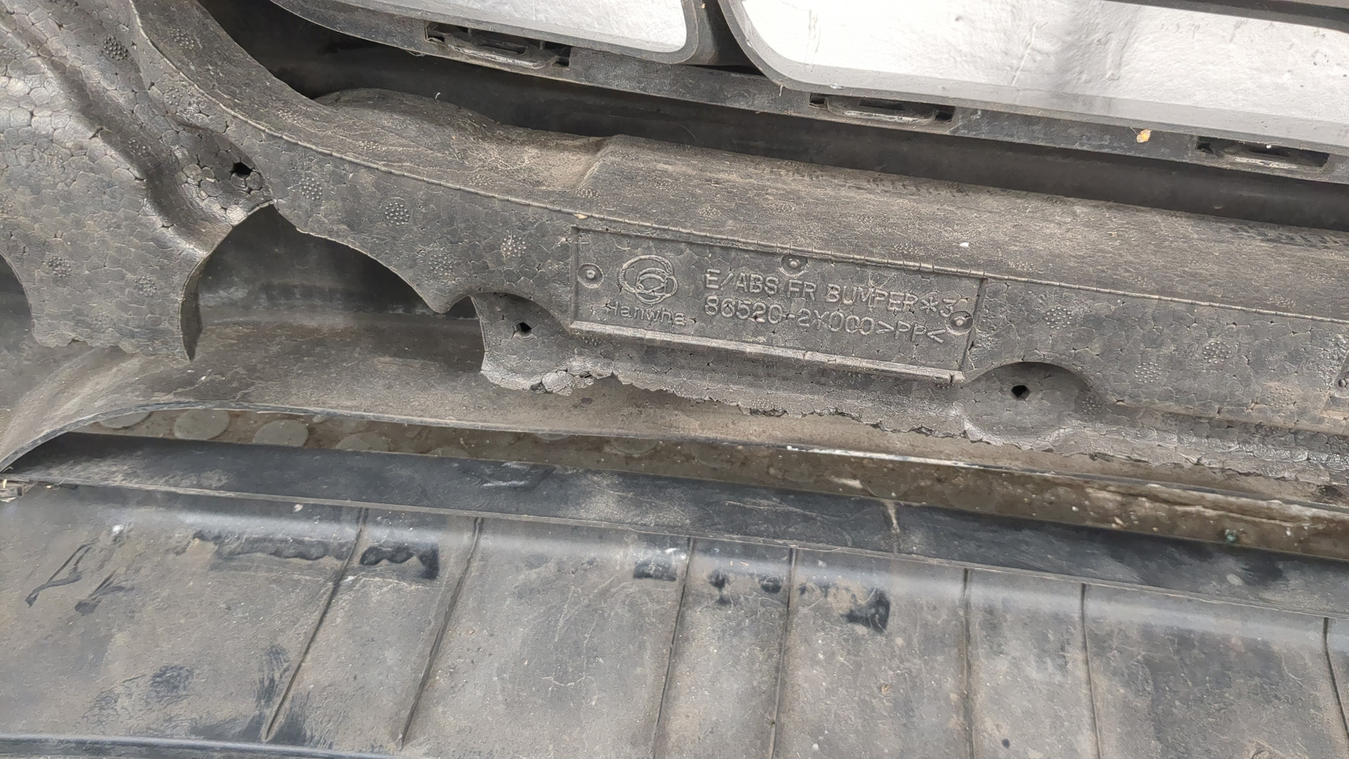 Бампер передний