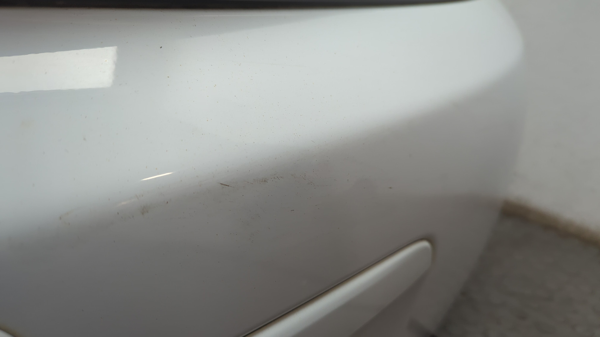 Дверь багажника