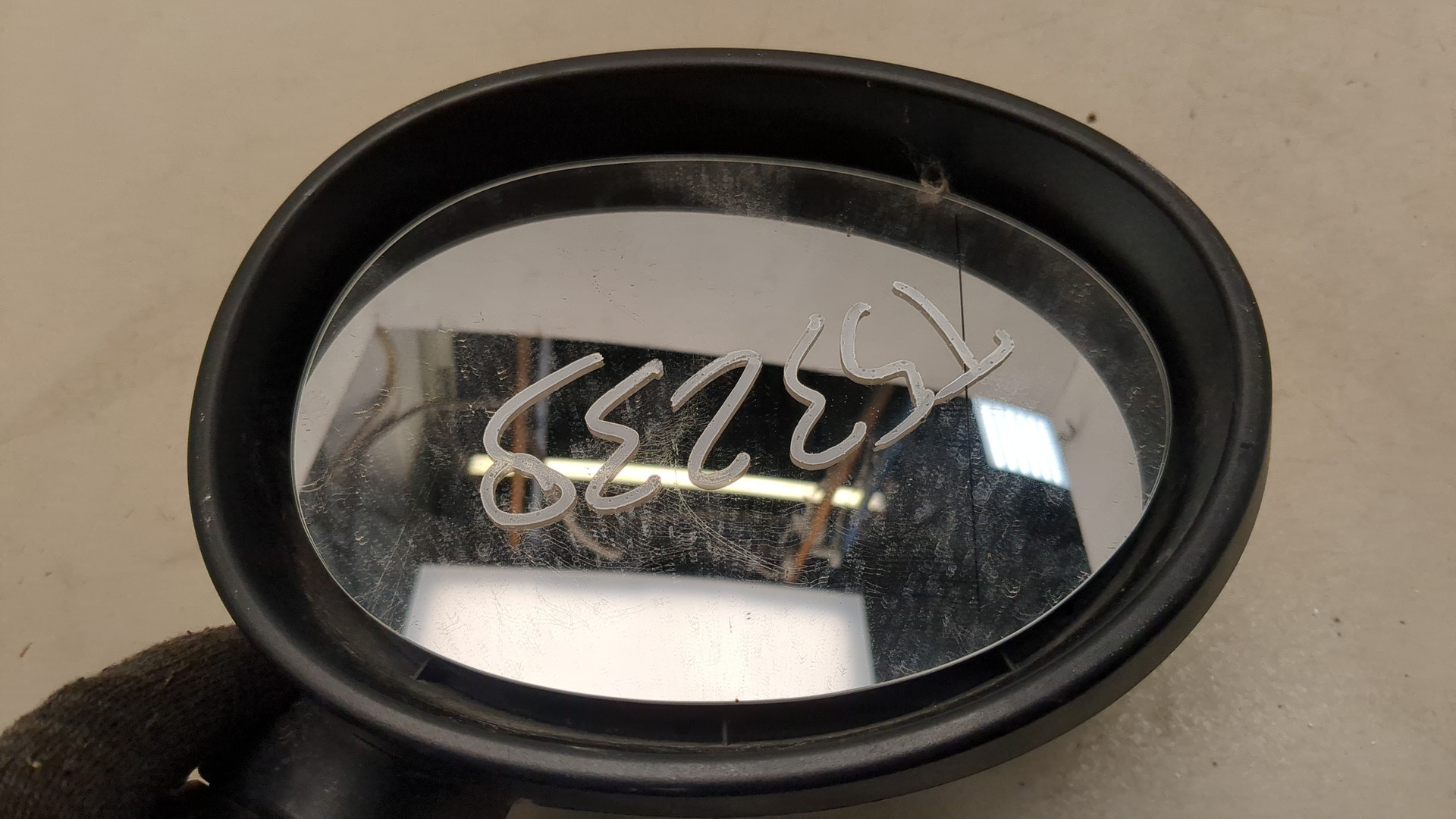 Зеркало правое электрическое