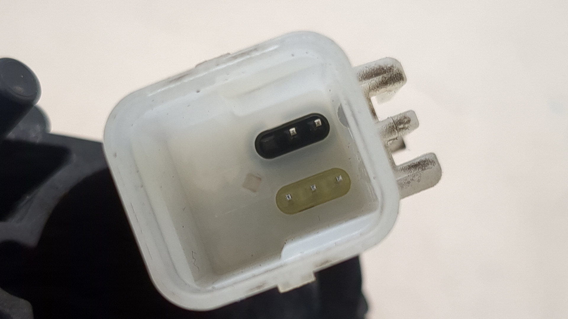 Зеркало правое электрическое